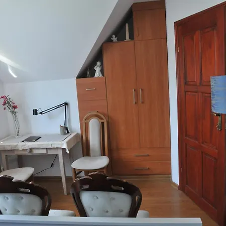 Pod Limba Apartment *